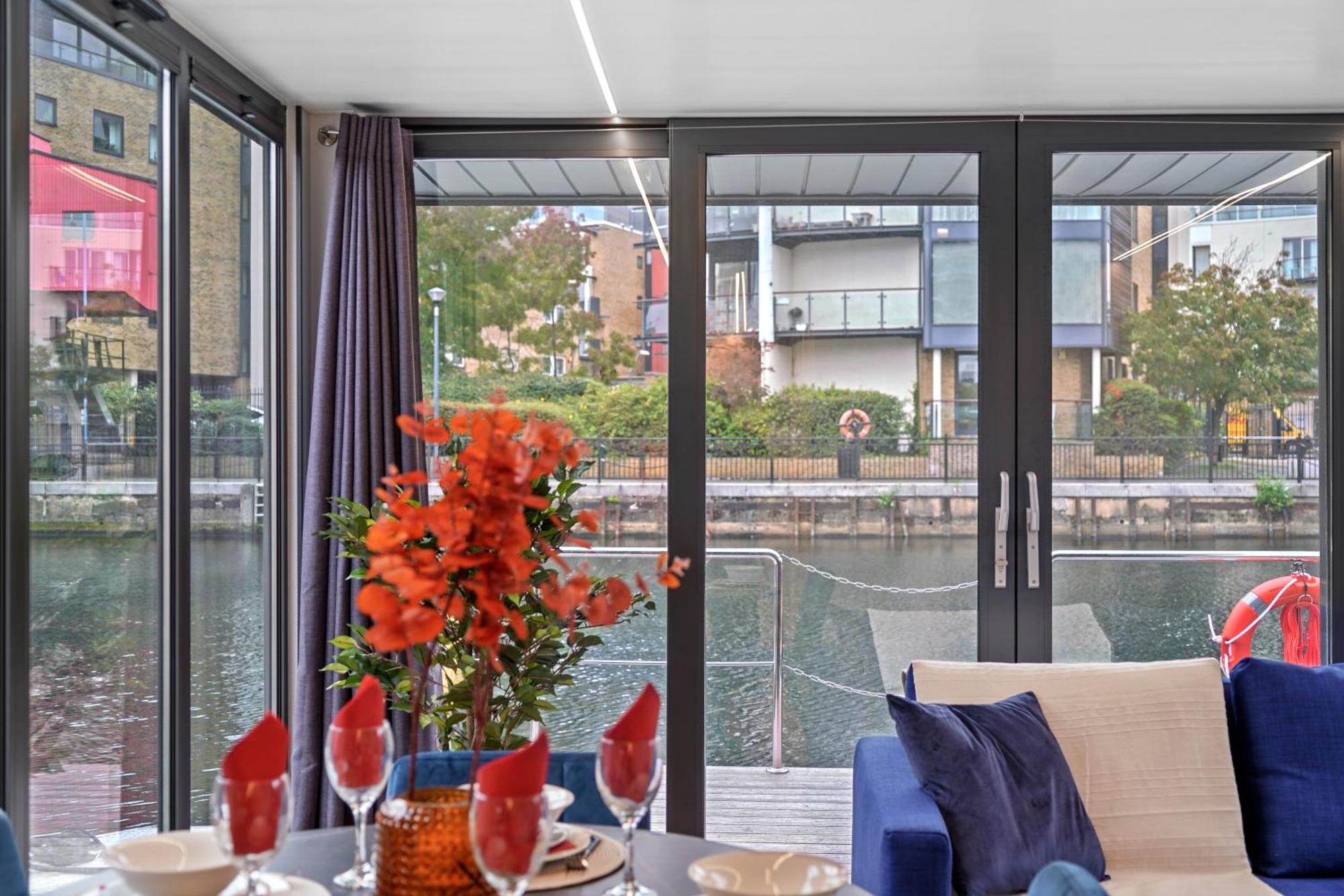 Unique Water Lodge In London - Sleeps 6 Zewnętrze zdjęcie